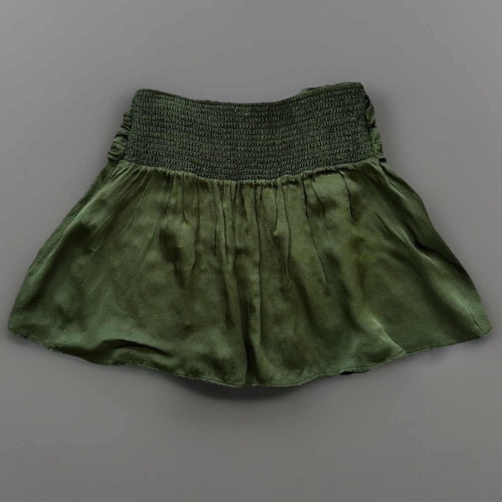 Aerie Smocked Ruched Mini Skirt NWT Green Tie Waist Flowy L - Picture 3 of 12
